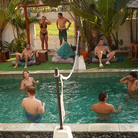 Nyaman Hostel Canggu  Exterior photo