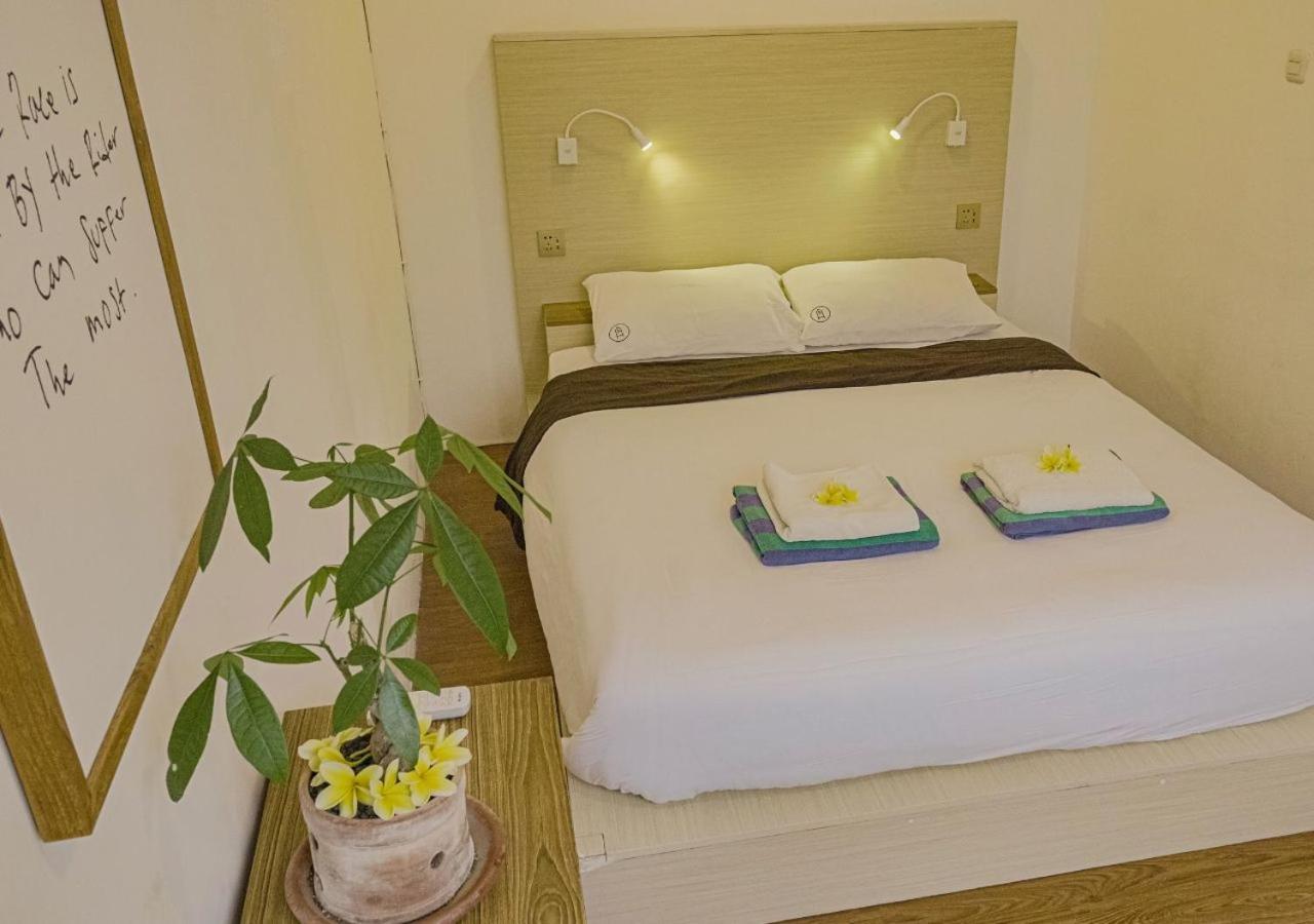 Nyaman Hostel Canggu  Exterior photo
