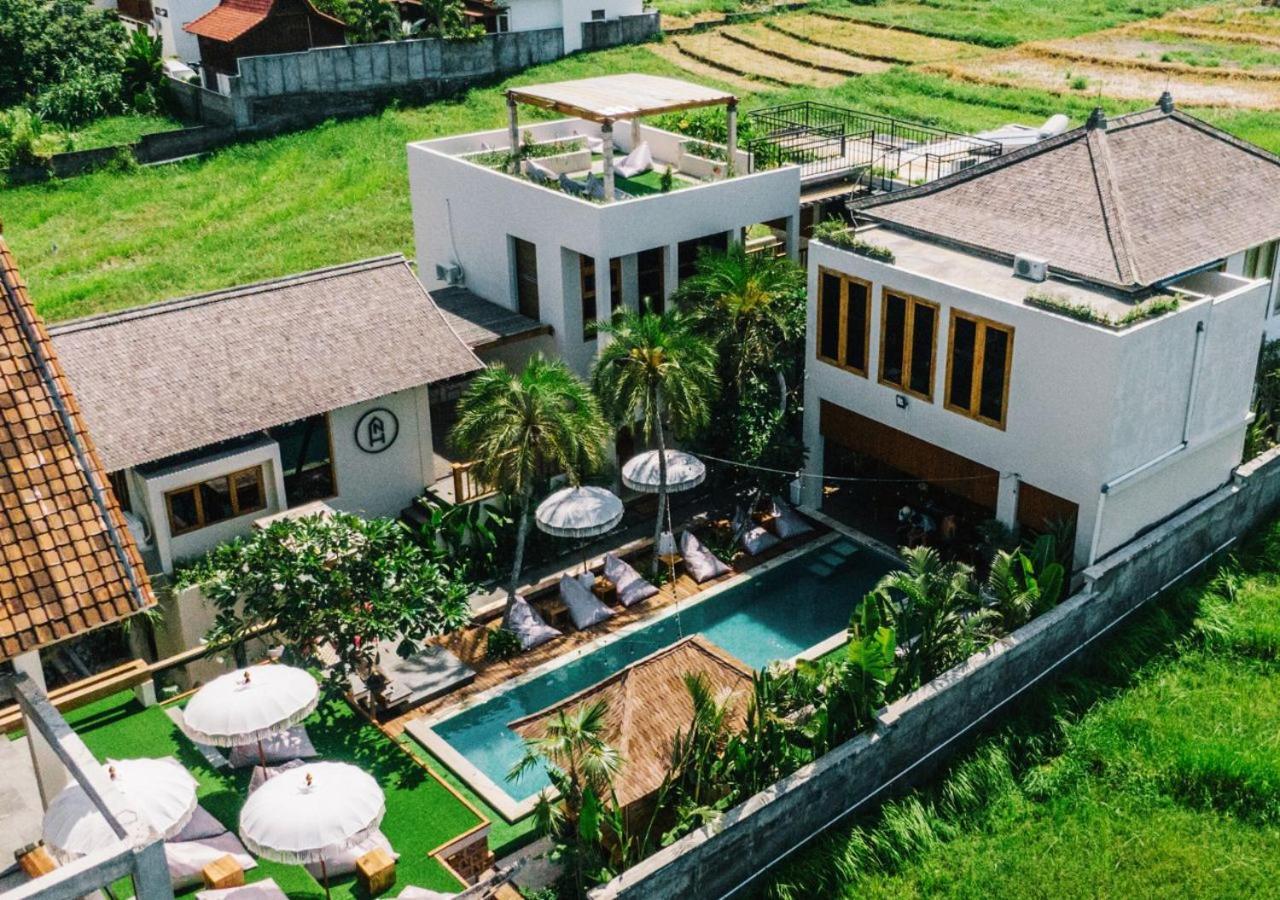 Nyaman Hostel Canggu  Exterior photo