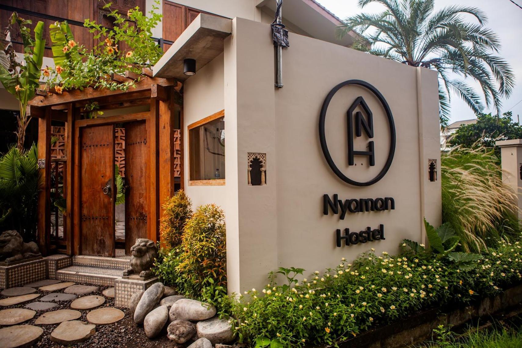 Nyaman Hostel Canggu  Exterior photo